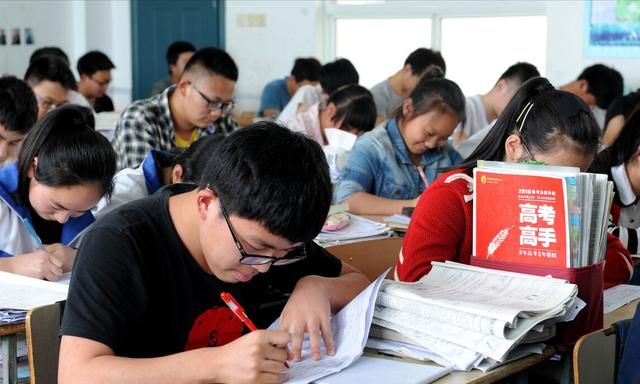 110分的试卷怎么换算成100分的成绩,比高考分数线